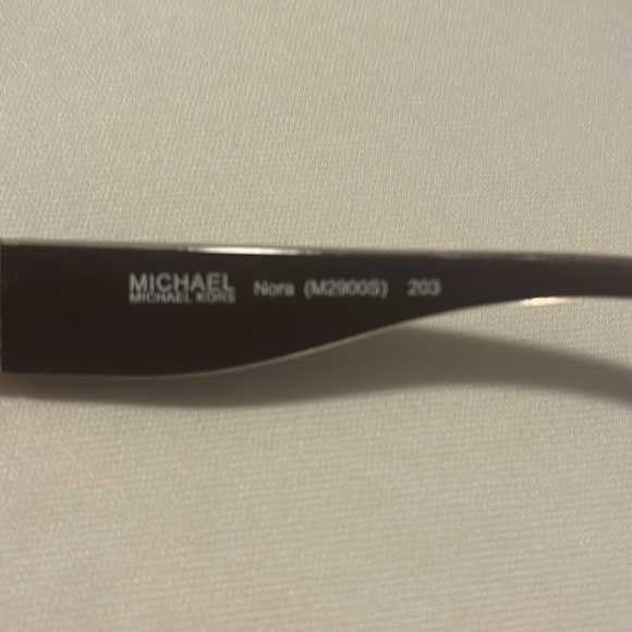MK Sunglasses - Picture 5 of 9